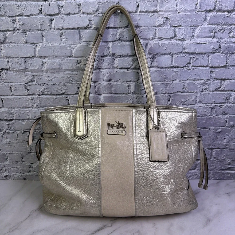 Coach Chelsea Leather Stripe Platinum Charlie ToteBag Purse J1126‎ 18962
